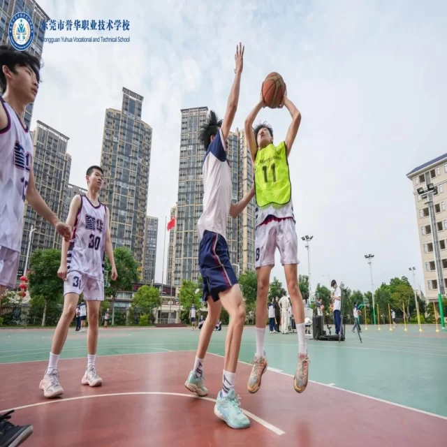 从战术视角解读体育产业热点新闻动态